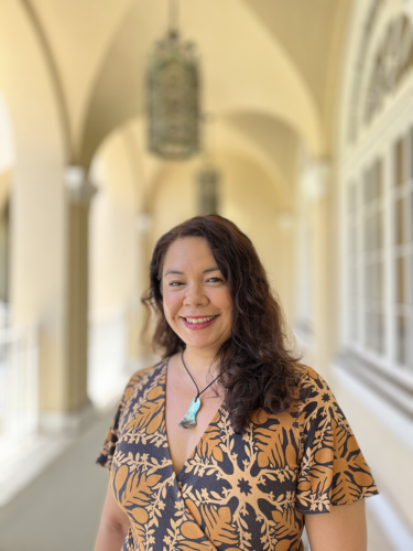 Hawai‘i Literary Arts Council awards Maui poet Elliot Cades Award